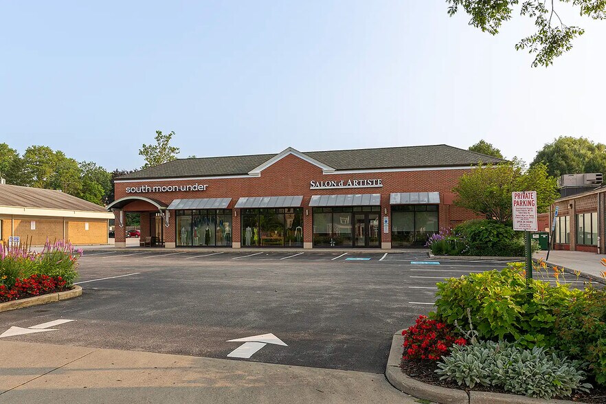 205 W Lancaster Ave, Wayne, PA for lease - Building Photo - Image 2 of 4