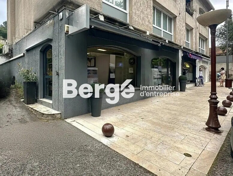 Retail in Mougins for lease - Building Photo - Image 3 of 6