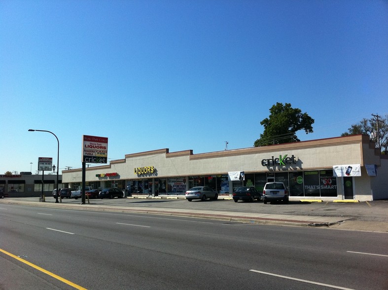 1600-1616 N Mannheim Rd, Stone Park, IL for sale - Primary Photo - Image 1 of 1