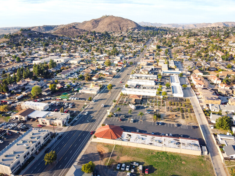 1125-1153 N 2nd St, El Cajon, CA for lease - Building Photo - Image 3 of 13