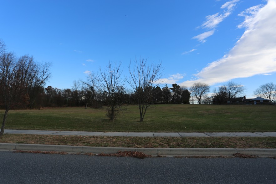 Old Gunpowder Rd, Beltsville, MD for sale - Primary Photo - Image 1 of 1