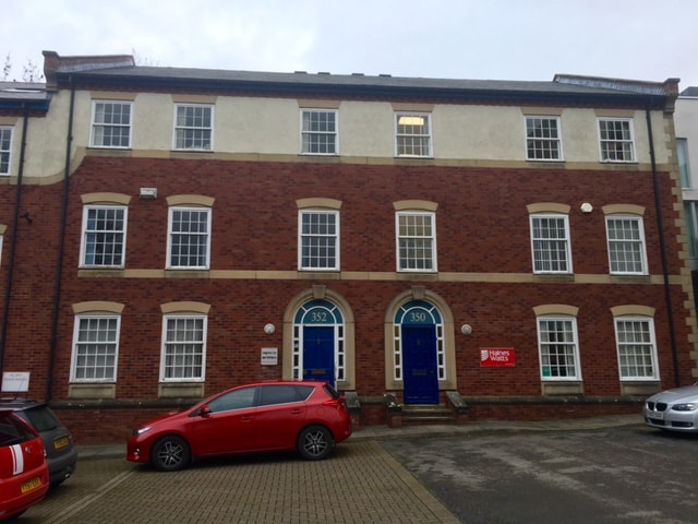 350-352 Cemetery Rd, Sheffield for lease - Primary Photo - Image 1 of 2