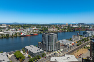 1550 NW Naito Pky, Portland, OR - aerial  map view