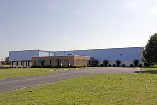 100 Queensway St, Searcy AR - Warehouse