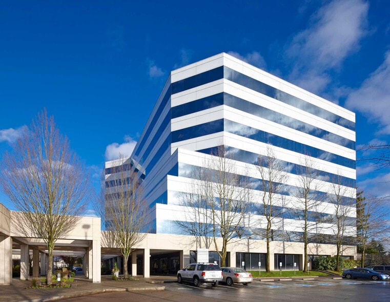 6811 S 204th St, Kent, WA for lease - Building Photo - Image 1 of 27