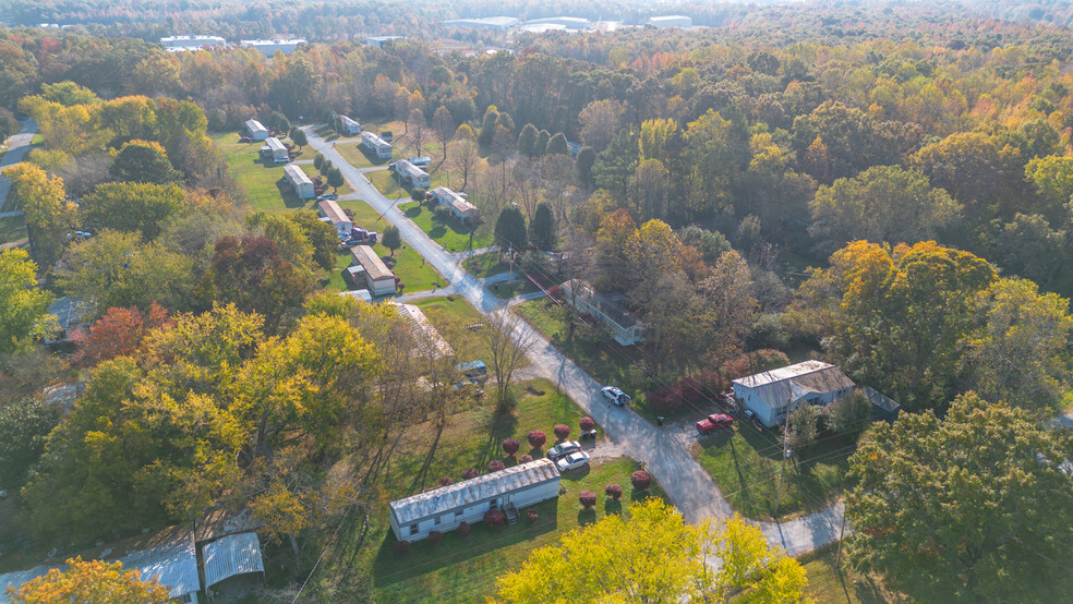 1-16 Ez Ln, Manchester, TN for sale - Building Photo - Image 1 of 22