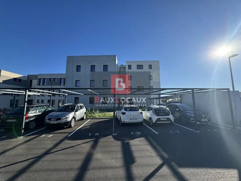 Office in Avignon for sale - Building Photo - Image 3 of 8