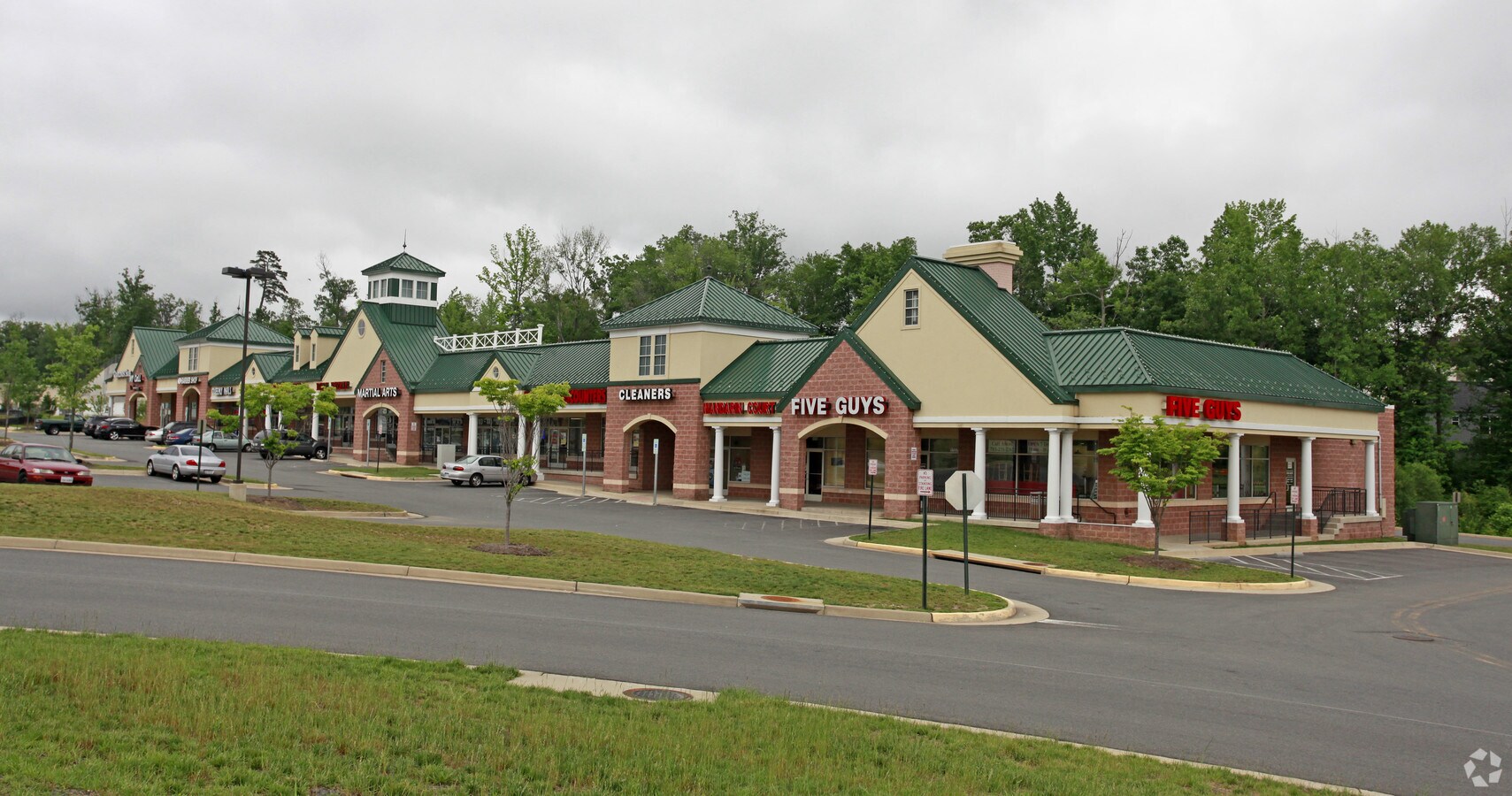 1723317197 Wayside Dr, Dumfries, VA 22026 Southbridge Plaza Shopping