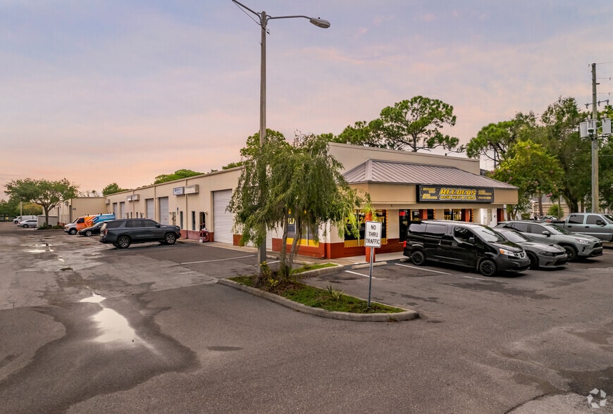 13355 Belcher Rd, Largo, FL 33773 Ulmerton Warehouse Center