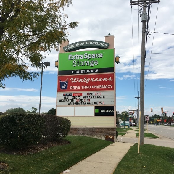 600 W Liberty St, Wauconda, IL for sale - Building Photo - Image 1 of 1