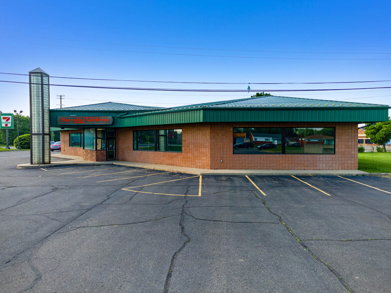 146 S Venoy Rd, Westland, MI for lease - Building Photo - Image 1 of 13