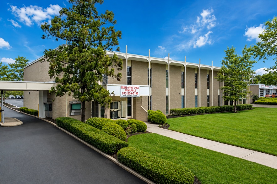 340 Main St, Madison, NJ for lease - Building Photo - Image 2 of 4