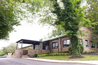 More details for 19 W College Ave, Yardley, PA - Office for Lease