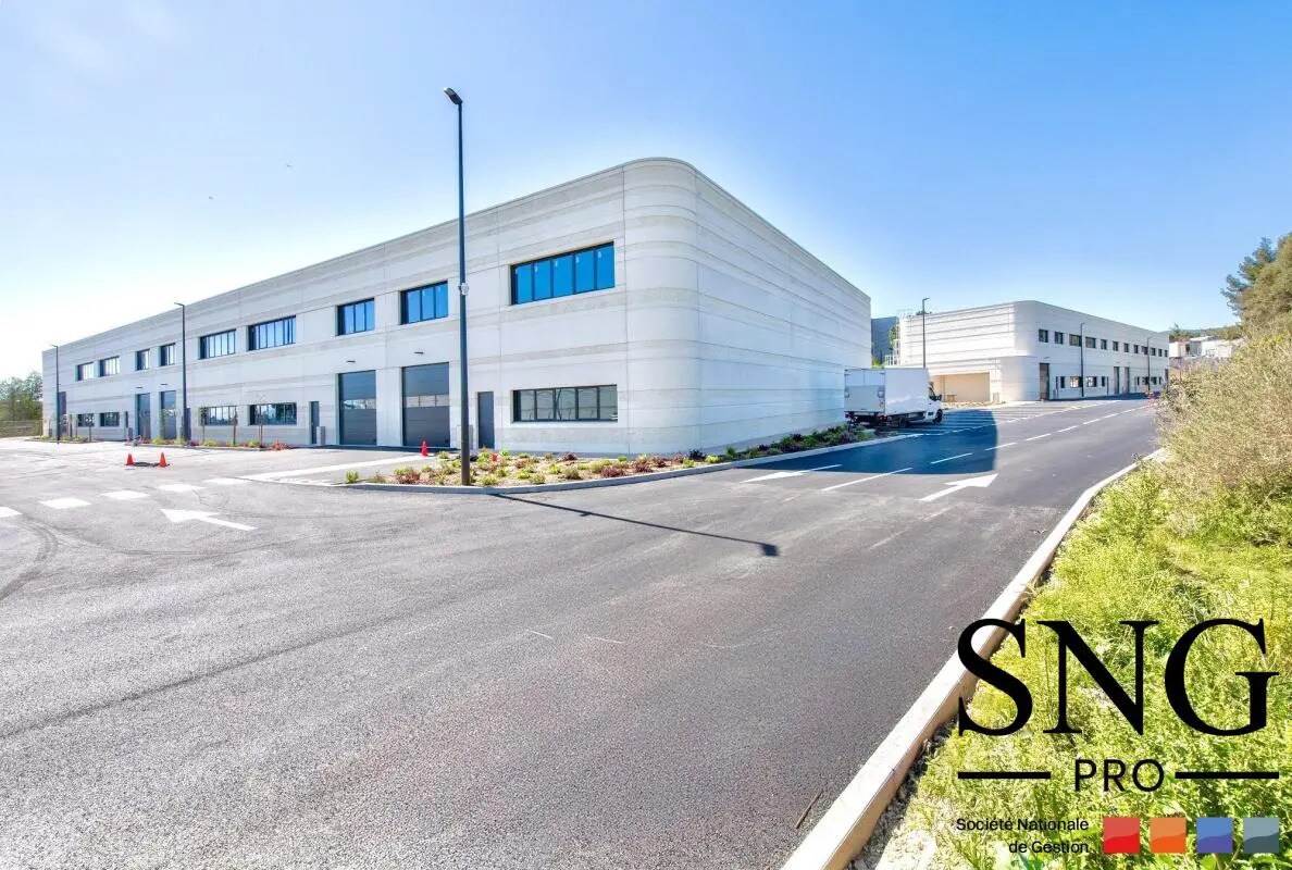 Industrial in La Ciotat for lease Building Photo- Image 1 of 18
