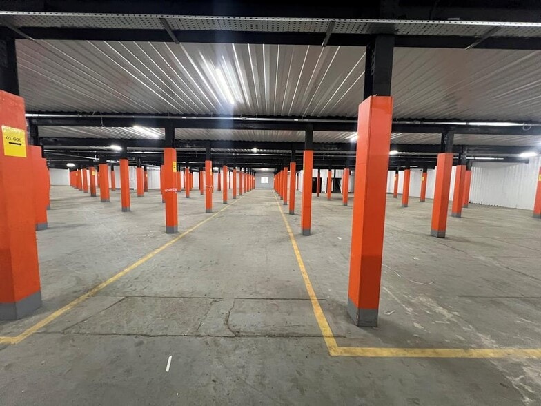 Mosley Rd, Manchester for sale - Interior Photo - Image 1 of 1