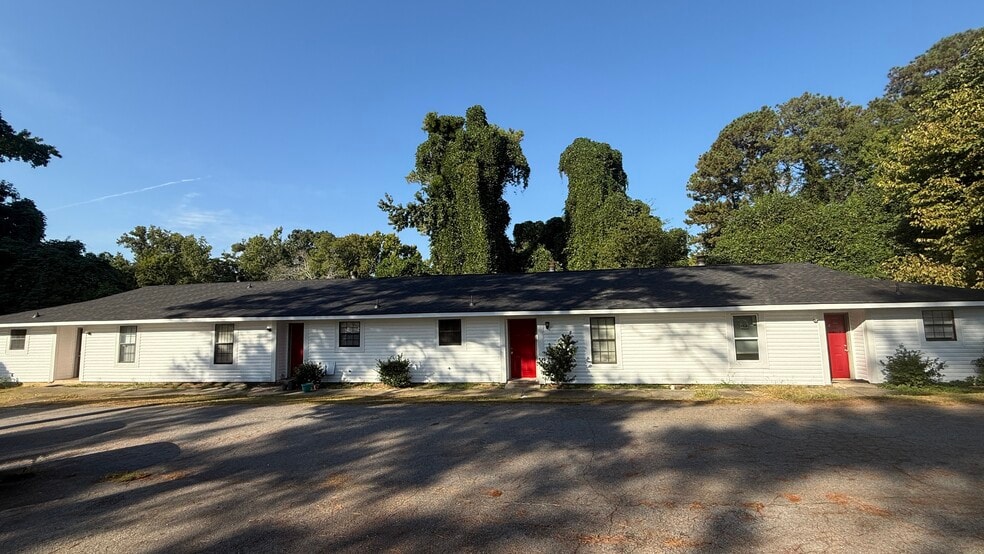 111 Taylor Dr, Lexington, SC for sale - Building Photo - Image 2 of 17