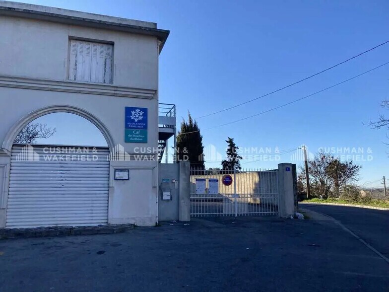 1 Avenue Des Pins, Marseille for sale - Building Photo - Image 1 of 20