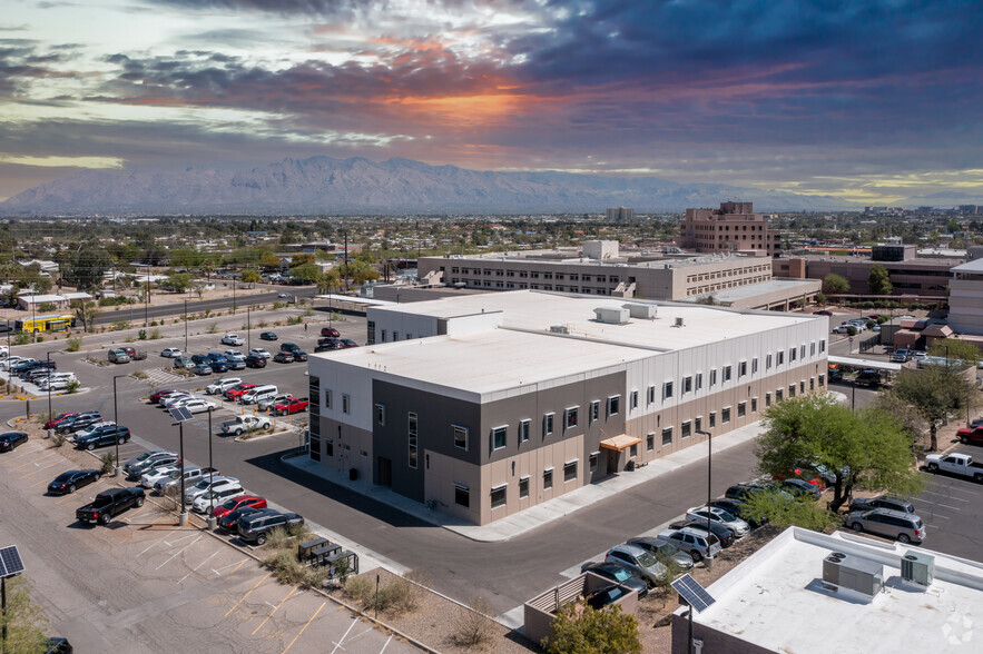 1707 W St Mary's Rd, Tucson, AZ for lease - Aerial - Image 3 of 7