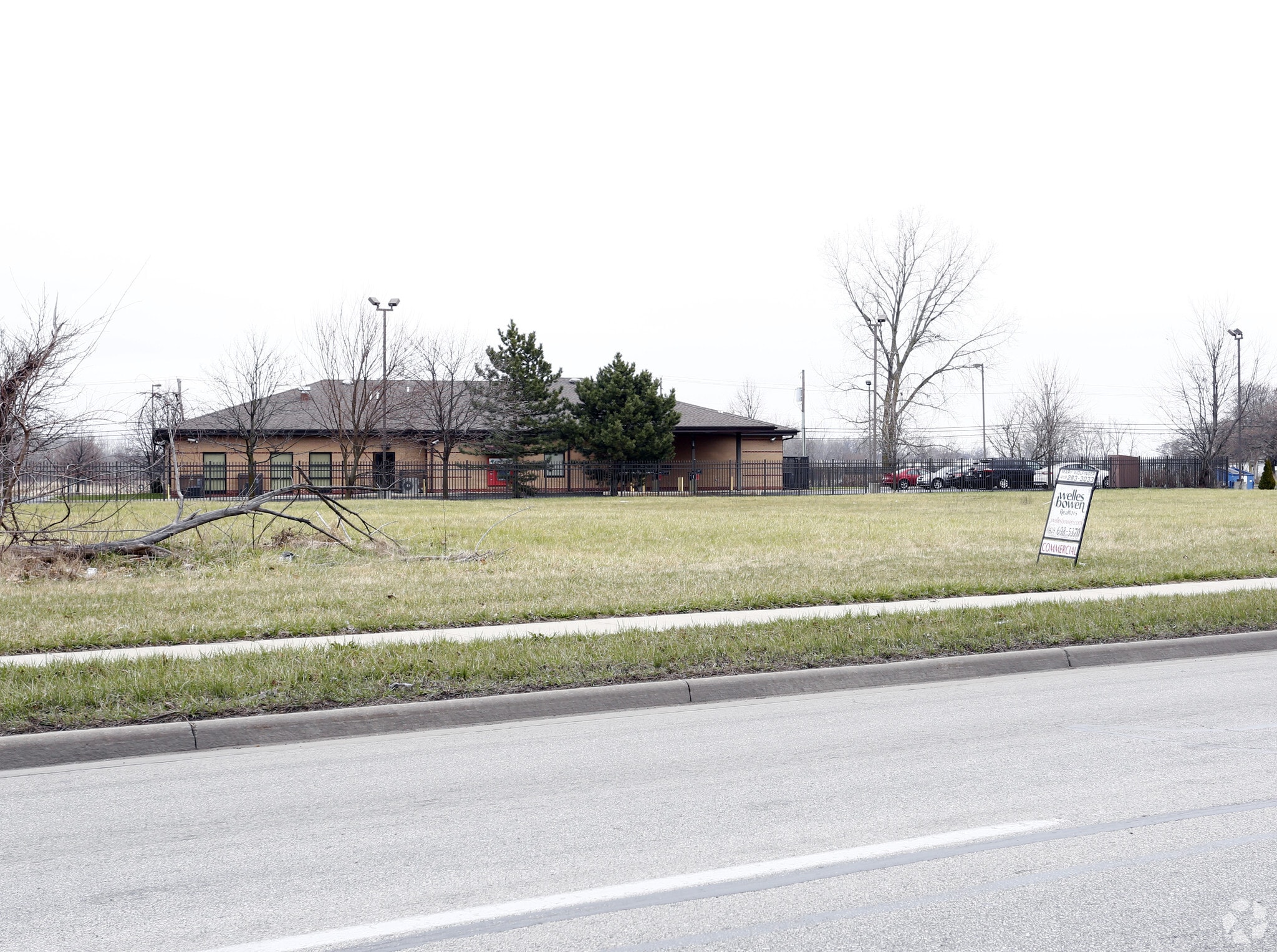 3832, 3862, 3904 AIRPORT HIGHWAY -LAND portfolio of 3 properties for sale on LoopNet.com Primary Photo- Image 1 of 4