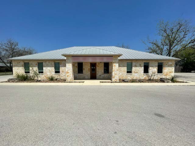 1002 E Blanco Rd, Boerne, TX for sale Building Photo- Image 1 of 1