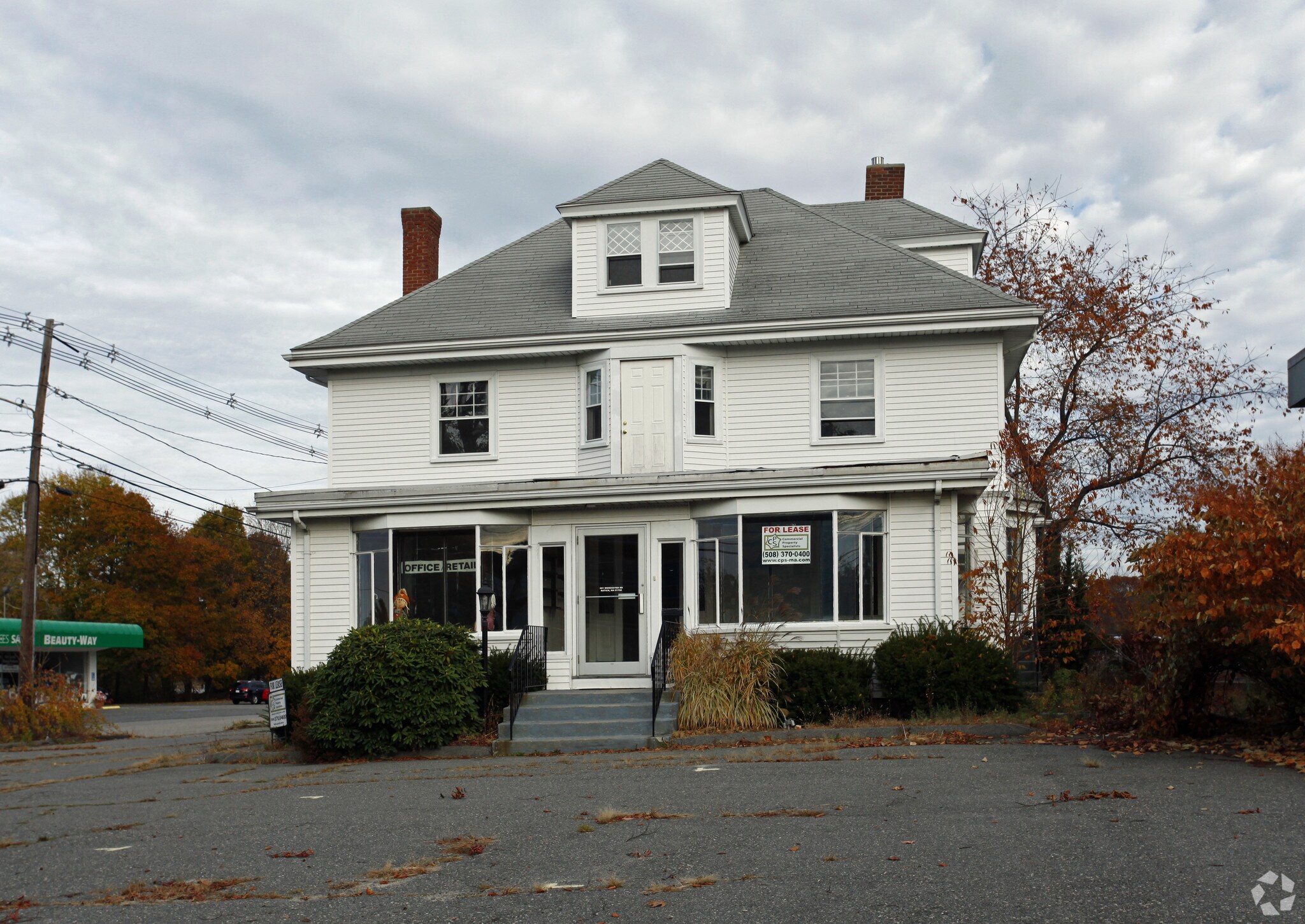 691 Worcester St, Natick, MA 01760 691 Worcester Street
