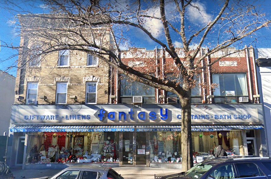 3032 Steinway St, Astoria, NY 11103 - 30-32-36 Steinway St, Astoria, NY