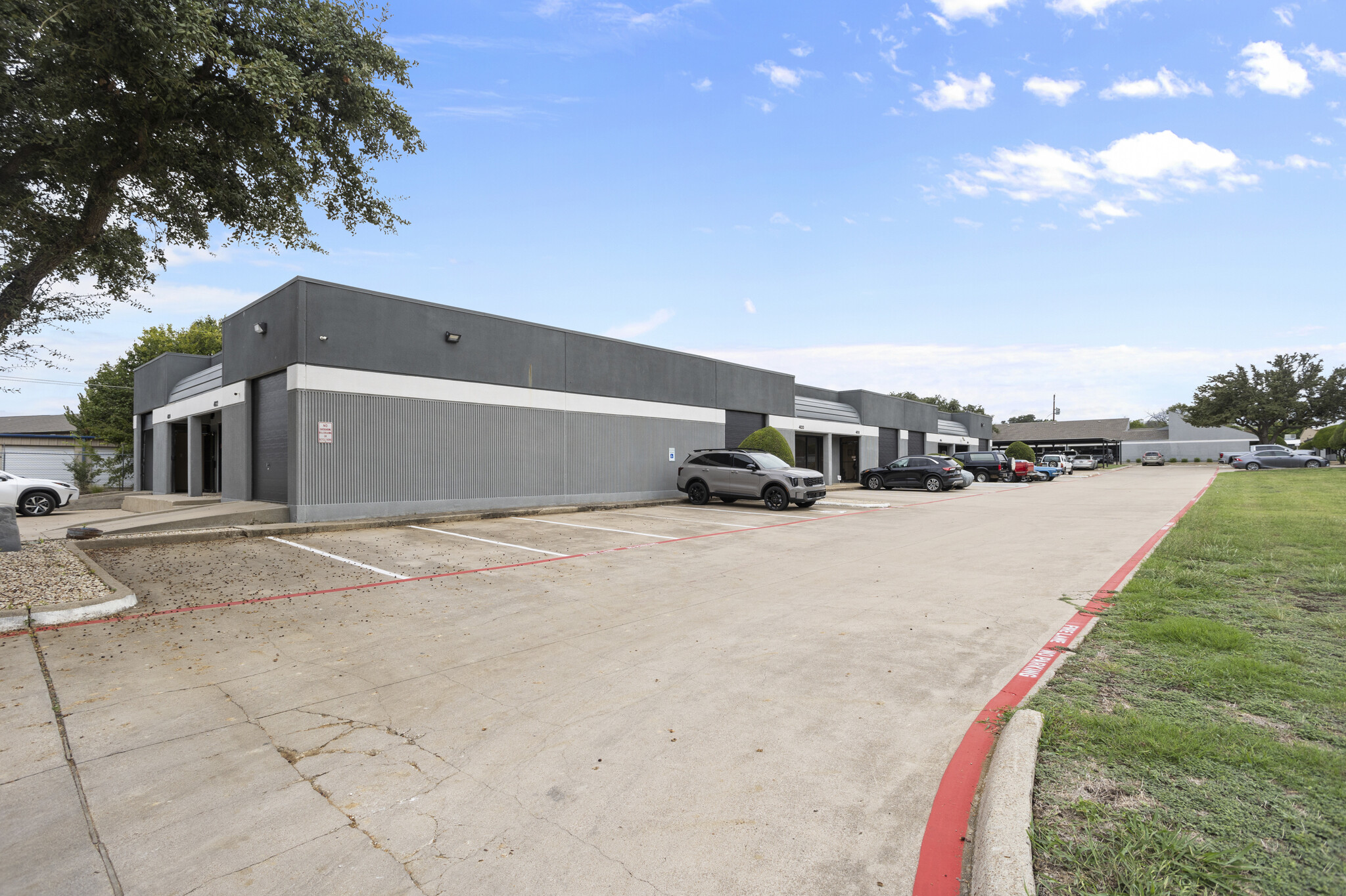 4734 Benbrook Blvd, Benbrook, TX for lease Building Photo- Image 1 of 2