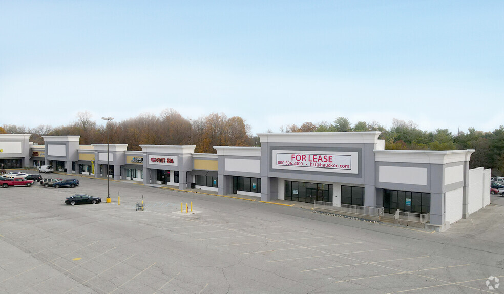 2130-2166 E Markland Ave, Kokomo, IN for lease - Building Photo - Image 2 of 7