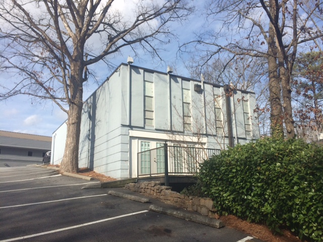 6558 Vernon Woods Dr NE, Atlanta, GA for lease - Building Photo - Image 2 of 10