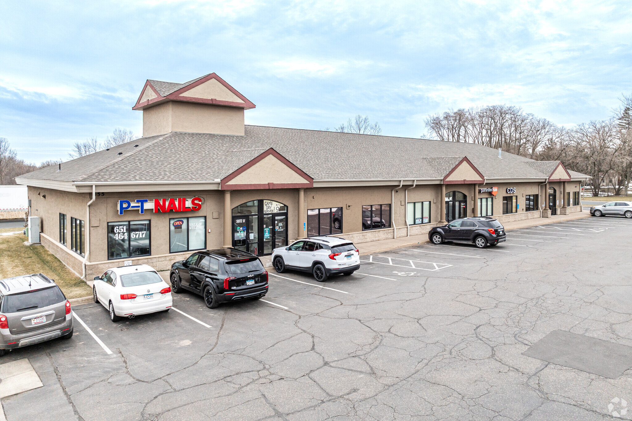 843 W Broadway Ave, Forest Lake, MN for lease Building Photo- Image 1 of 9