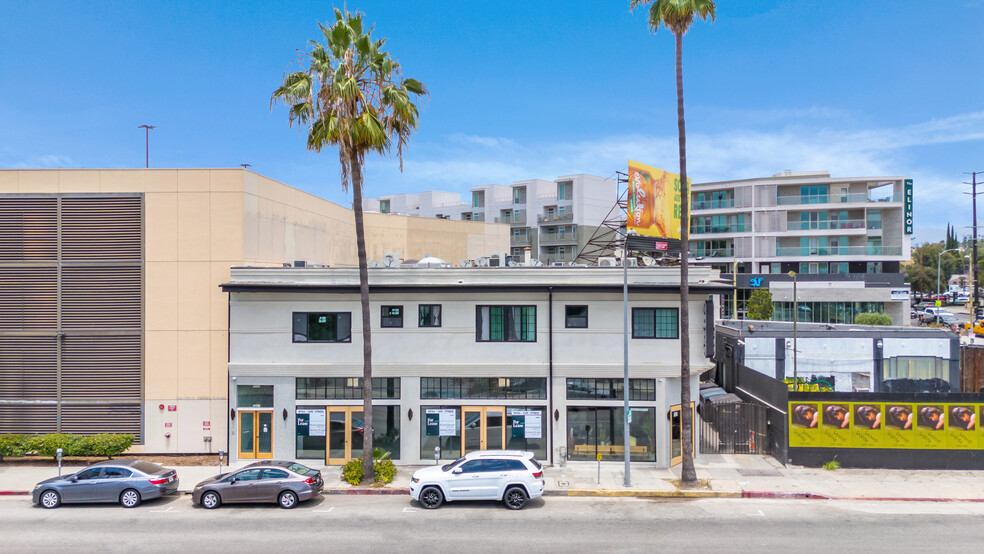 4511 W Sunset Blvd, Los Angeles, CA for lease - Building Photo - Image 2 of 18