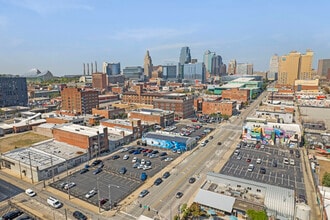 1814 Oak St, Kansas City, MO - AERIAL  map view