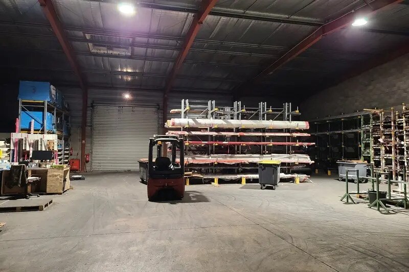 Flex in Béziers for lease - Interior Photo - Image 3 of 3