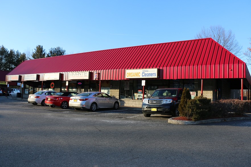 500 Route 303, Orangeburg, NY for lease - Building Photo - Image 2 of 6