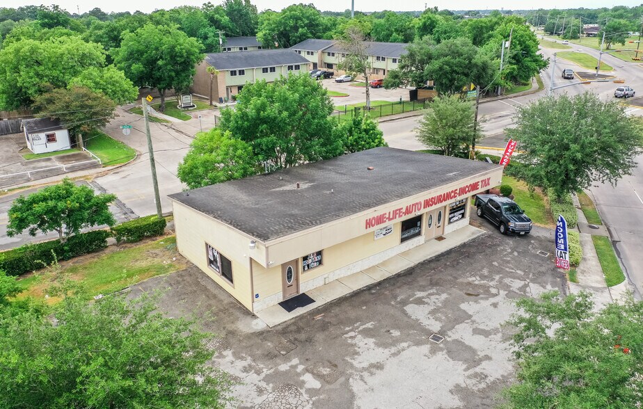 2555 Allen Genoa Rd, Pasadena, TX 77502 Retail for Sale