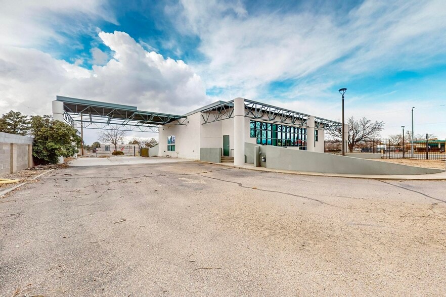 6410 Gibson Blvd SE, Albuquerque, NM for sale - Building Photo - Image 3 of 44
