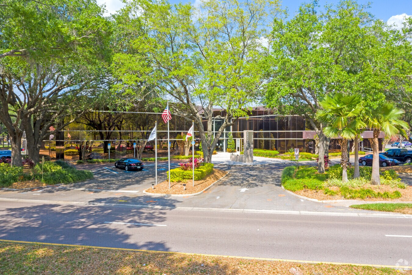 3903 Northdale Blvd, Tampa, FL 33624 Signature WorkSpaceNorthdale