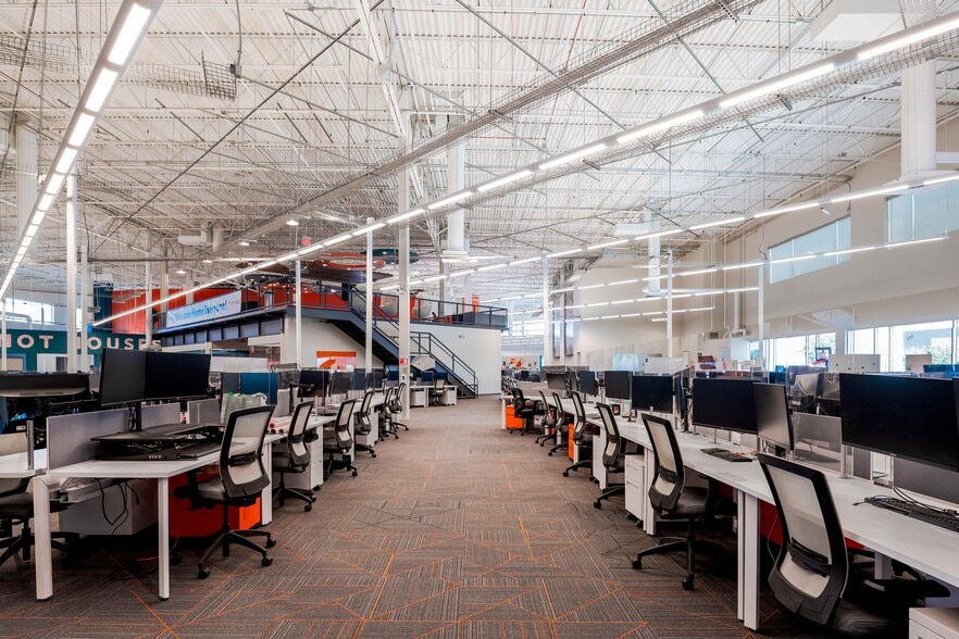 2150 E Germann Rd, Chandler, AZ for lease - Interior Photo - Image 2 of 7