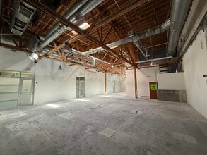 3562-3582 Eastham Dr, Culver City, CA for lease Interior Photo- Image 2 of 3