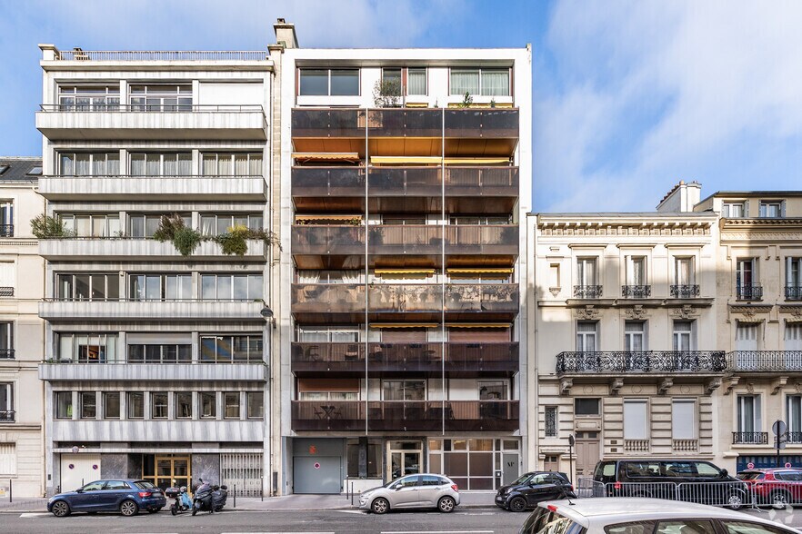62 Rue Ampère, Paris for sale - Primary Photo - Image 1 of 3
