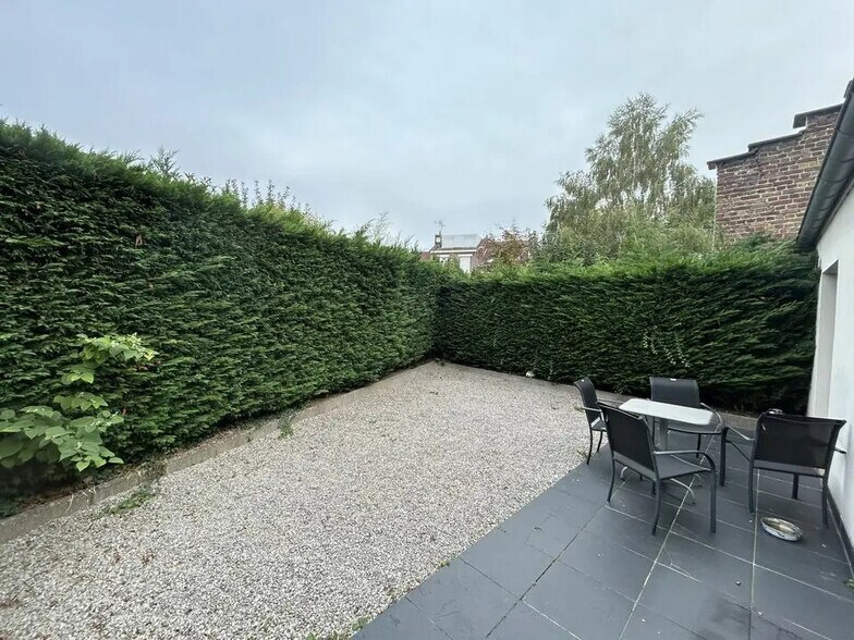 Retail in VILLENEUVE-D'ASCQ for lease - Building Photo - Image 2 of 6