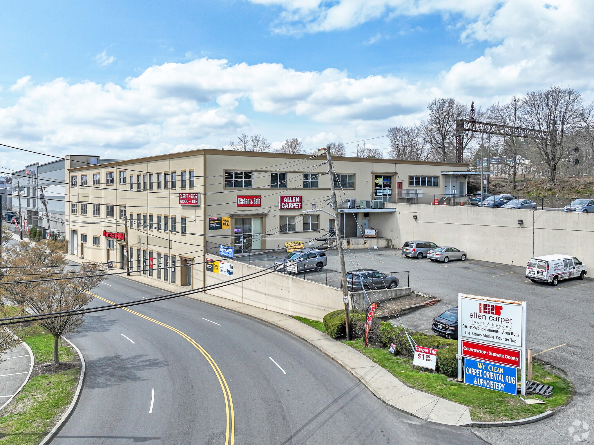 40 Nardozzi Pl, New Rochelle, NY for lease Primary Photo- Image 1 of 6