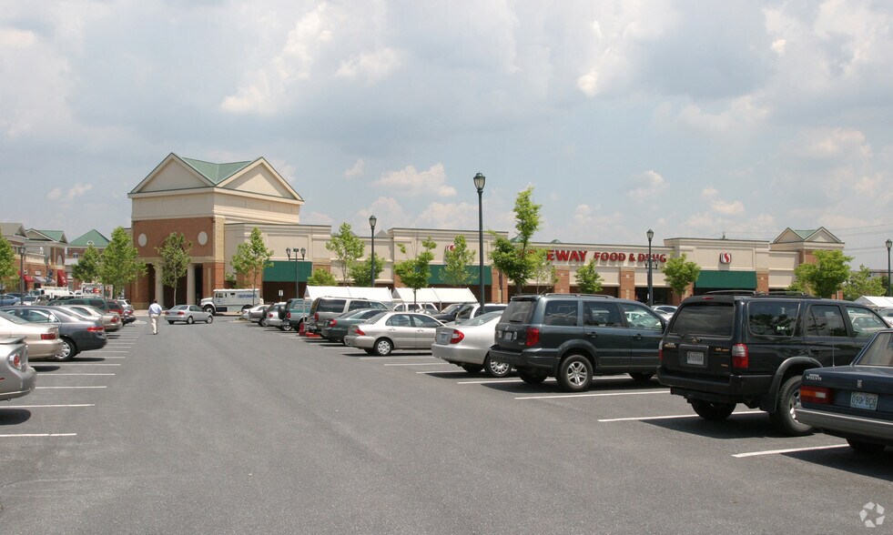 402 King Farm Blvd, Rockville, MD for lease - Building Photo - Image 2 of 3