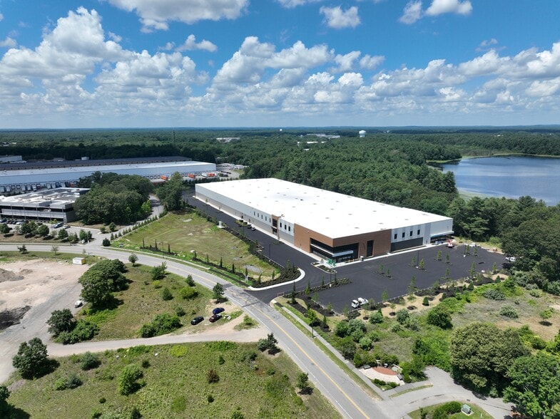 55 Dever Dr, Taunton, MA for lease - Building Photo - Image 1 of 7