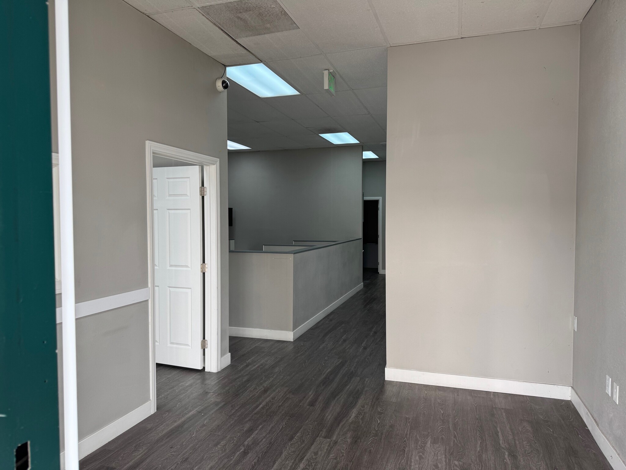 8527 Alondra Blvd, Paramount, CA for lease Interior Photo- Image 1 of 6