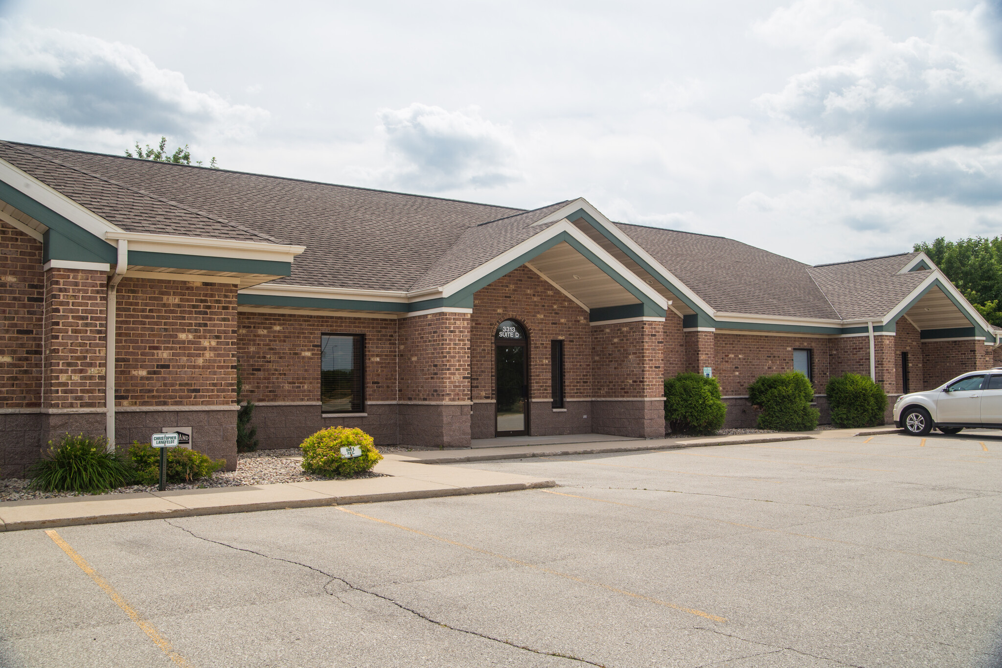 3313 Packerland Dr, De Pere, WI for lease Primary Photo- Image 1 of 2