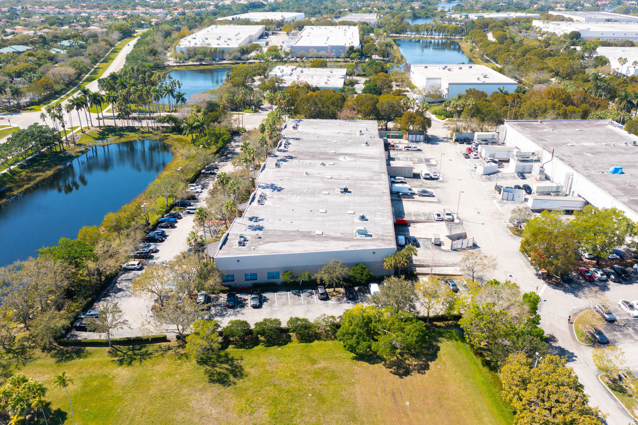 3300 Corporate Ave, Weston, FL 33331 - Flex for Lease | LoopNet