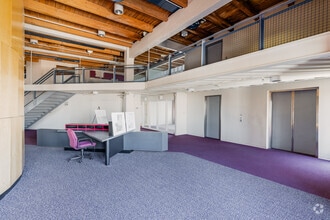 1425 Forbes Ave, Pittsburgh, PA for lease Interior Photo- Image 1 of 7