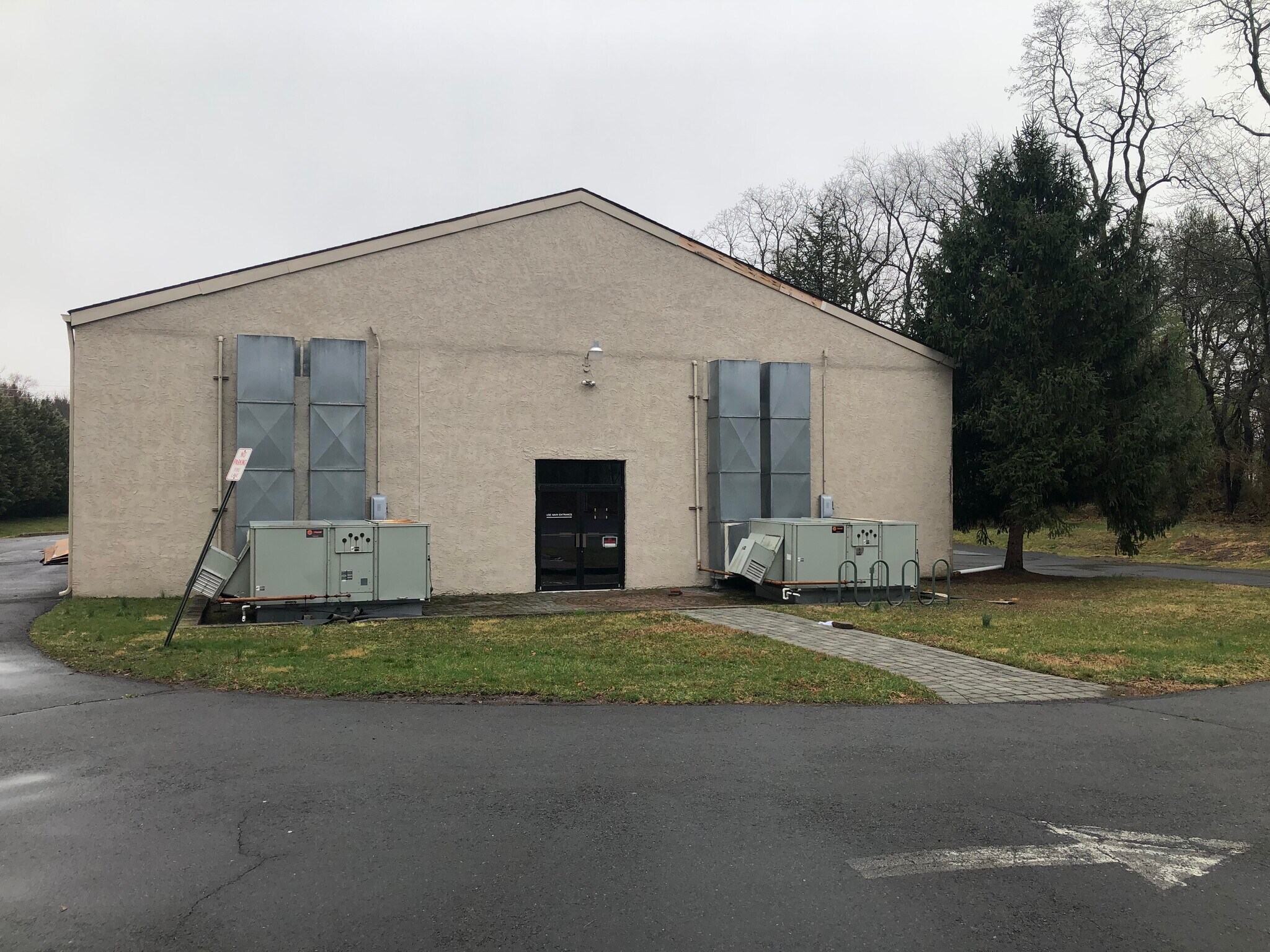 4054 Quakerbridge Rd, Hamilton, NJ 08619 OfficeRetail for Lease