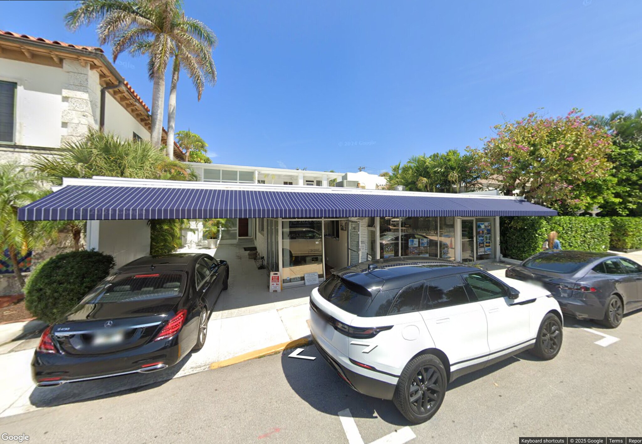 217 Peruvian Ave, Palm Beach, FL for lease Building Photo- Image 1 of 9